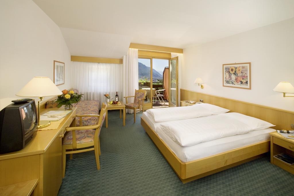 Hotel Thurnergut Tirolo Phòng bức ảnh